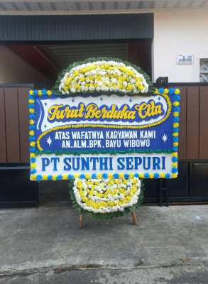 Papan Bunga Duka di Hutumury