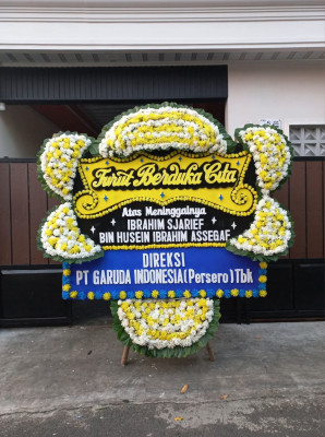 Papan Bunga Duka di Hutumury