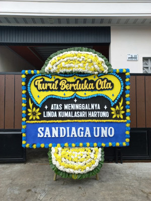 Papan Bunga Duka di Hutumury